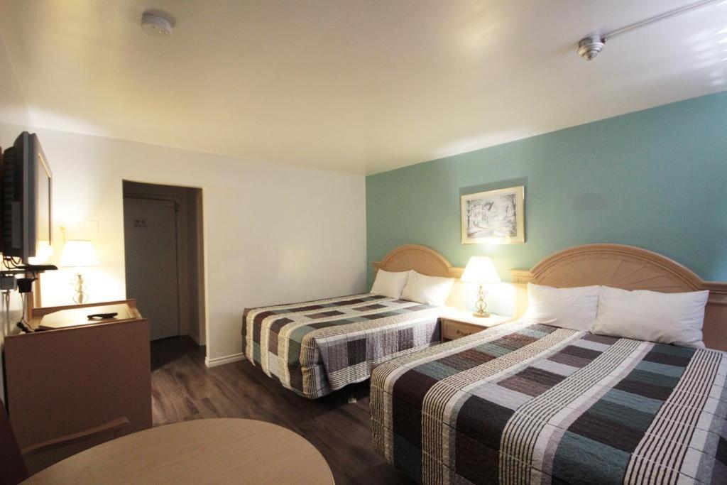 Motel 6267 Persepolis Niagara Falls