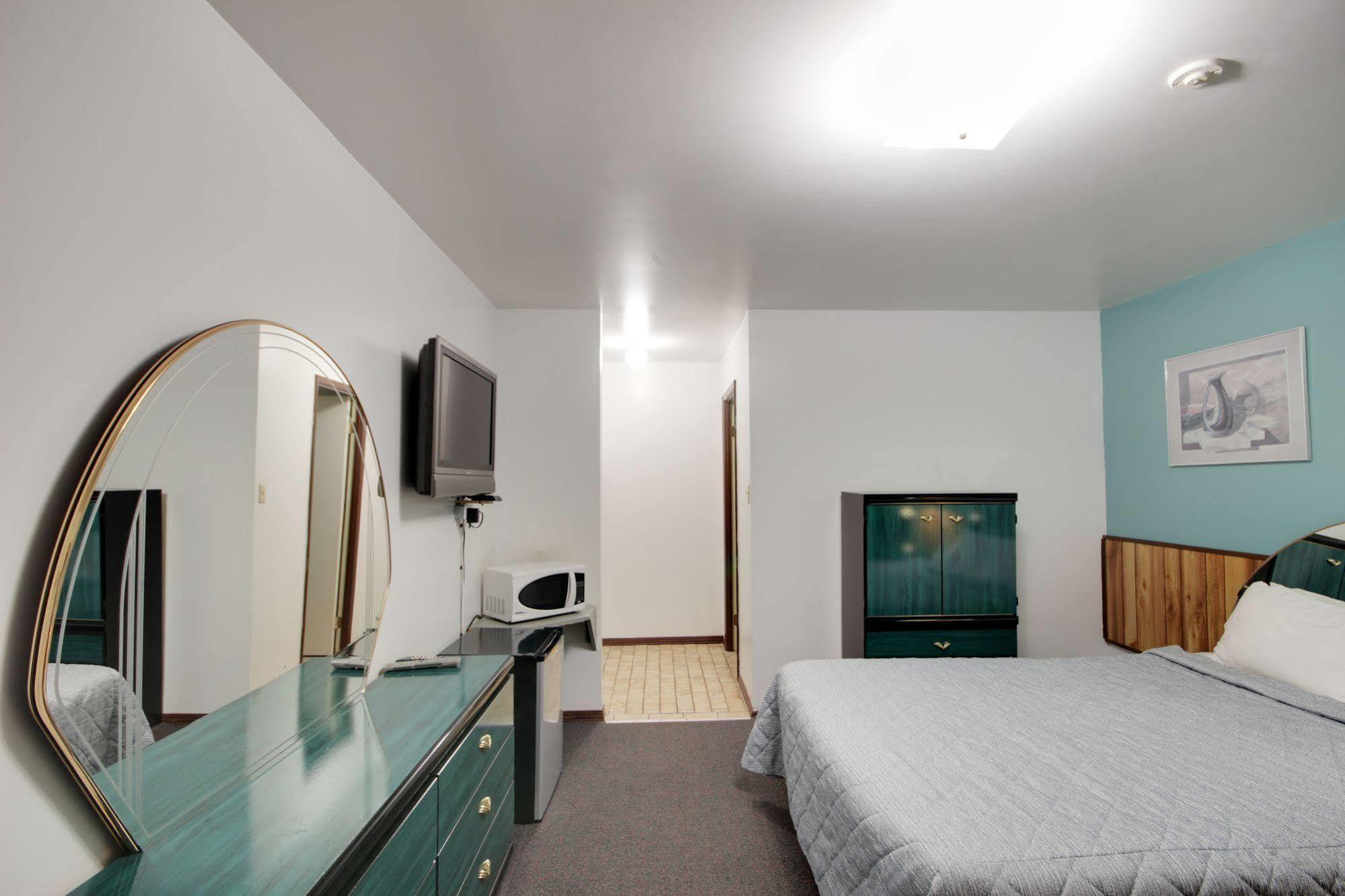 Motel 6267 Persepolis Niagara Falls