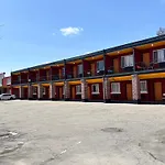 6267 Persepolis Inn